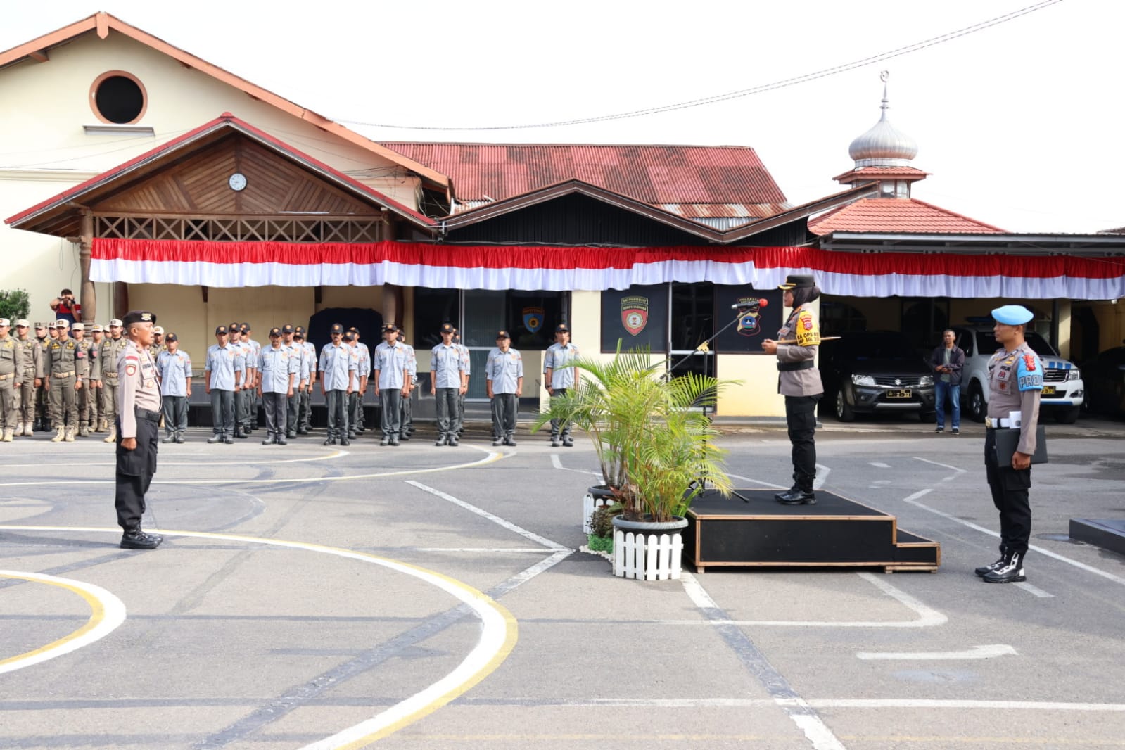 Polresta Bukittinggi Gelar Apel Pasukan untuk Operasi Mantap Praja Singgalang 2024