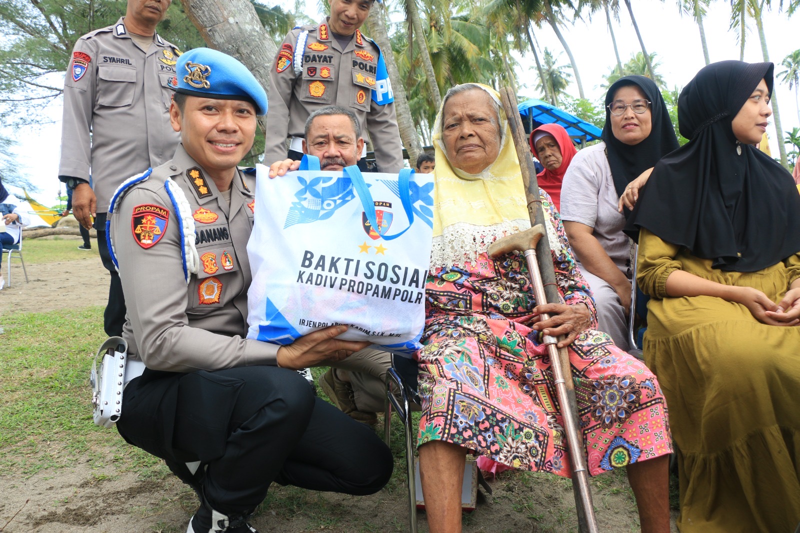 Divpropam Polri Gelar Bakti Sosial di Wilayah Hukum Polda Sumbar