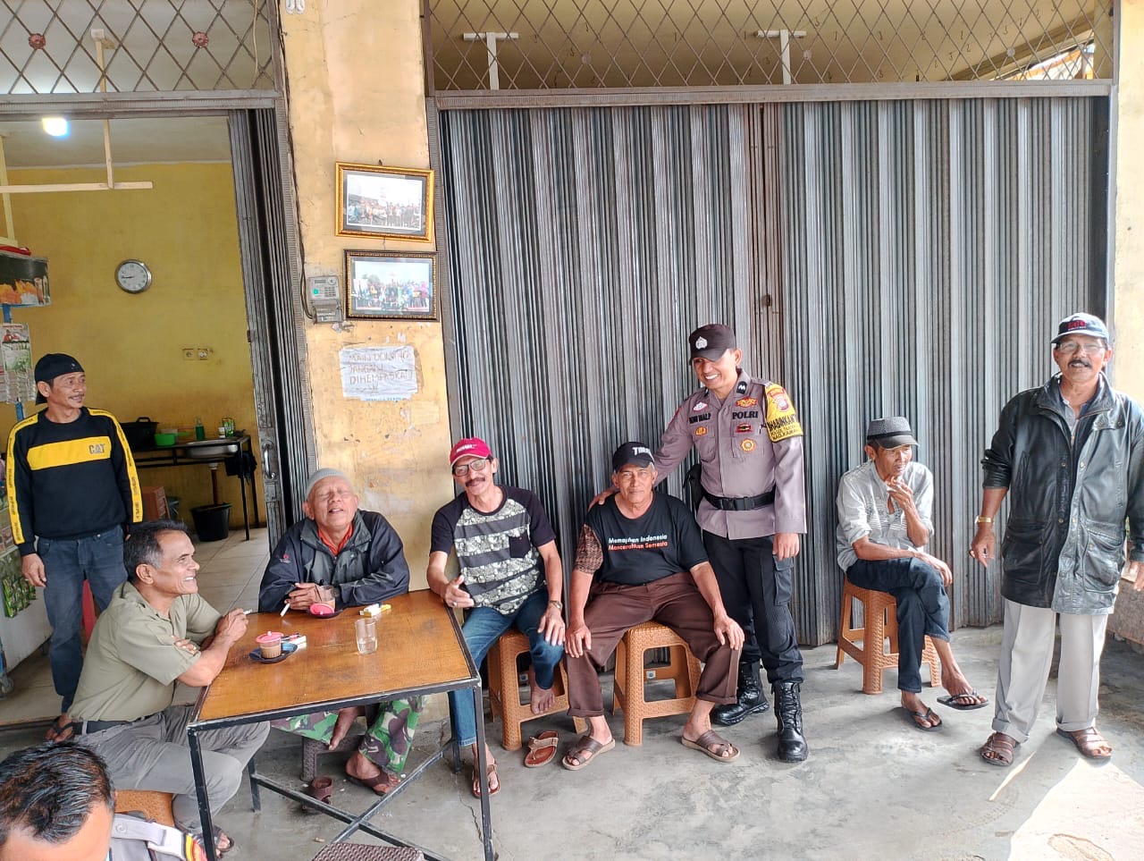 Pilkada Serentak 2024 Bhabinkamtibmas Polresta Bukittinggi Tiada Hari Tanpa Silaturahmi Ciptakan Kamtibmas Kondusif