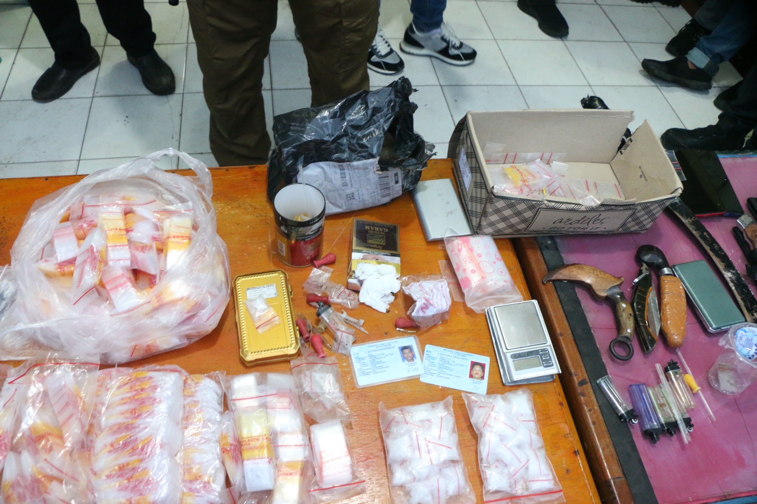 Petugas Gabungan Polda Sumbar Gelar Pengungkapan Dugaan Tindak Pidana Narkotika di Kawasan Pasar Gaung Kota Padang