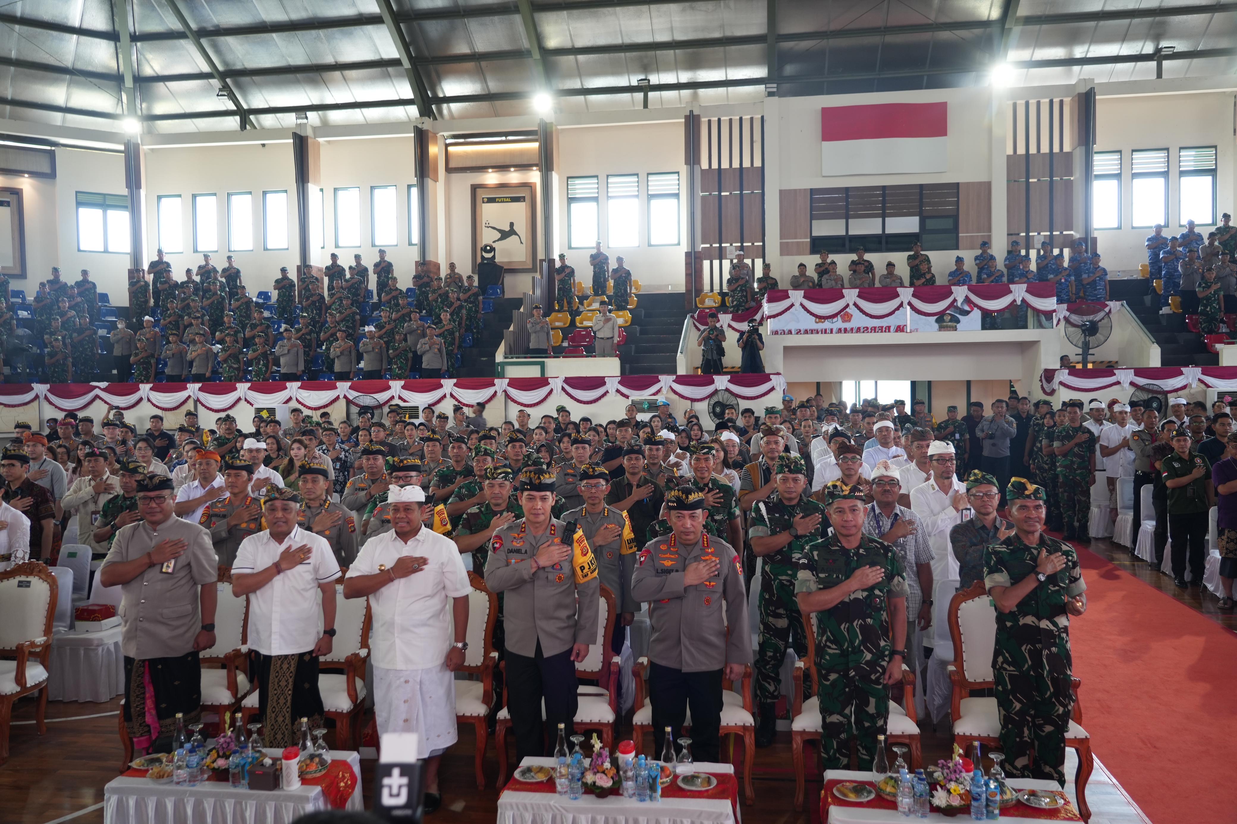 Sukseskan Pilkada 2024, Kapolri dan Panglima TNI Ikuti Doa Bersama Lintas Agama