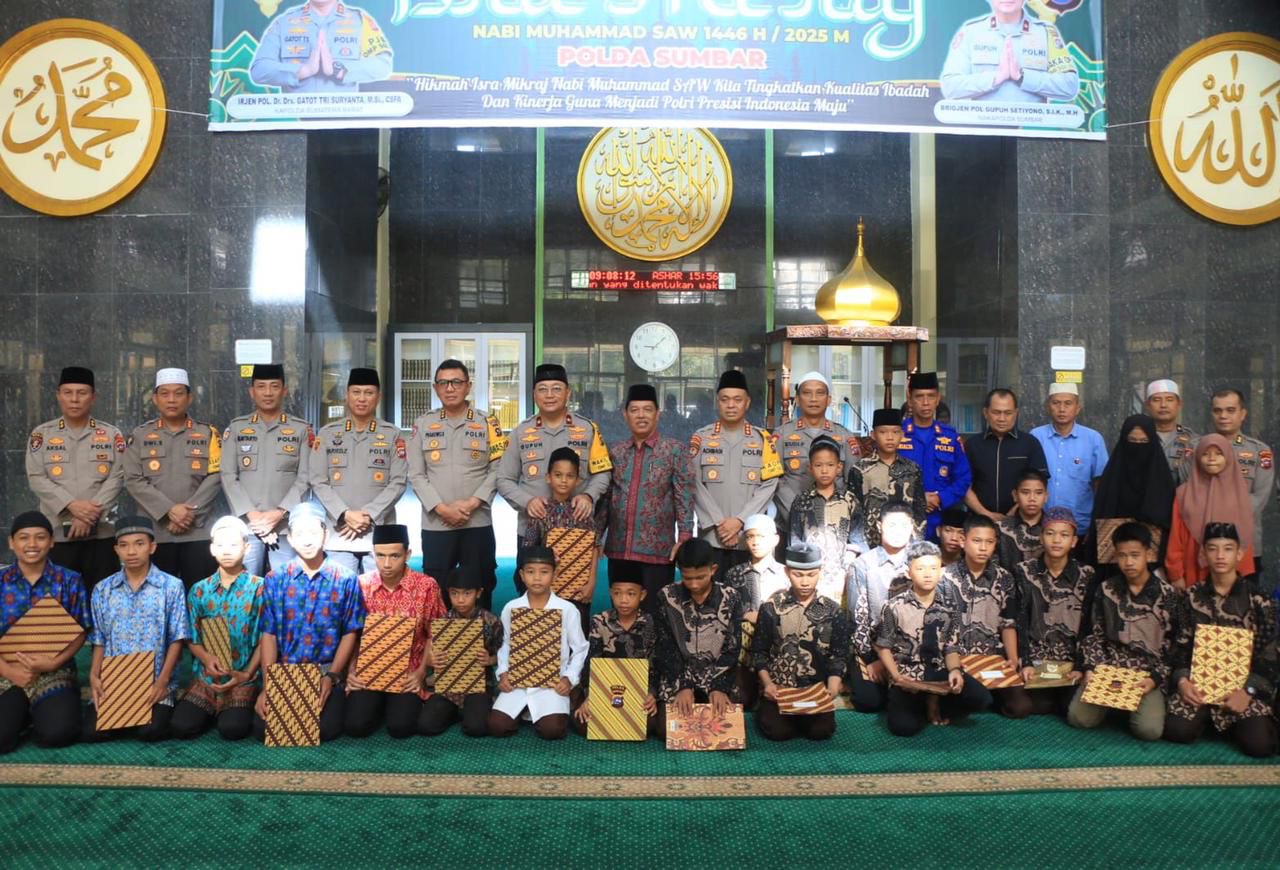 Wakapolda Sumbar Hadiri Acara Peringatan Isra Mikraj Nabi Muhammad SAW 1446 H / 2025 M 