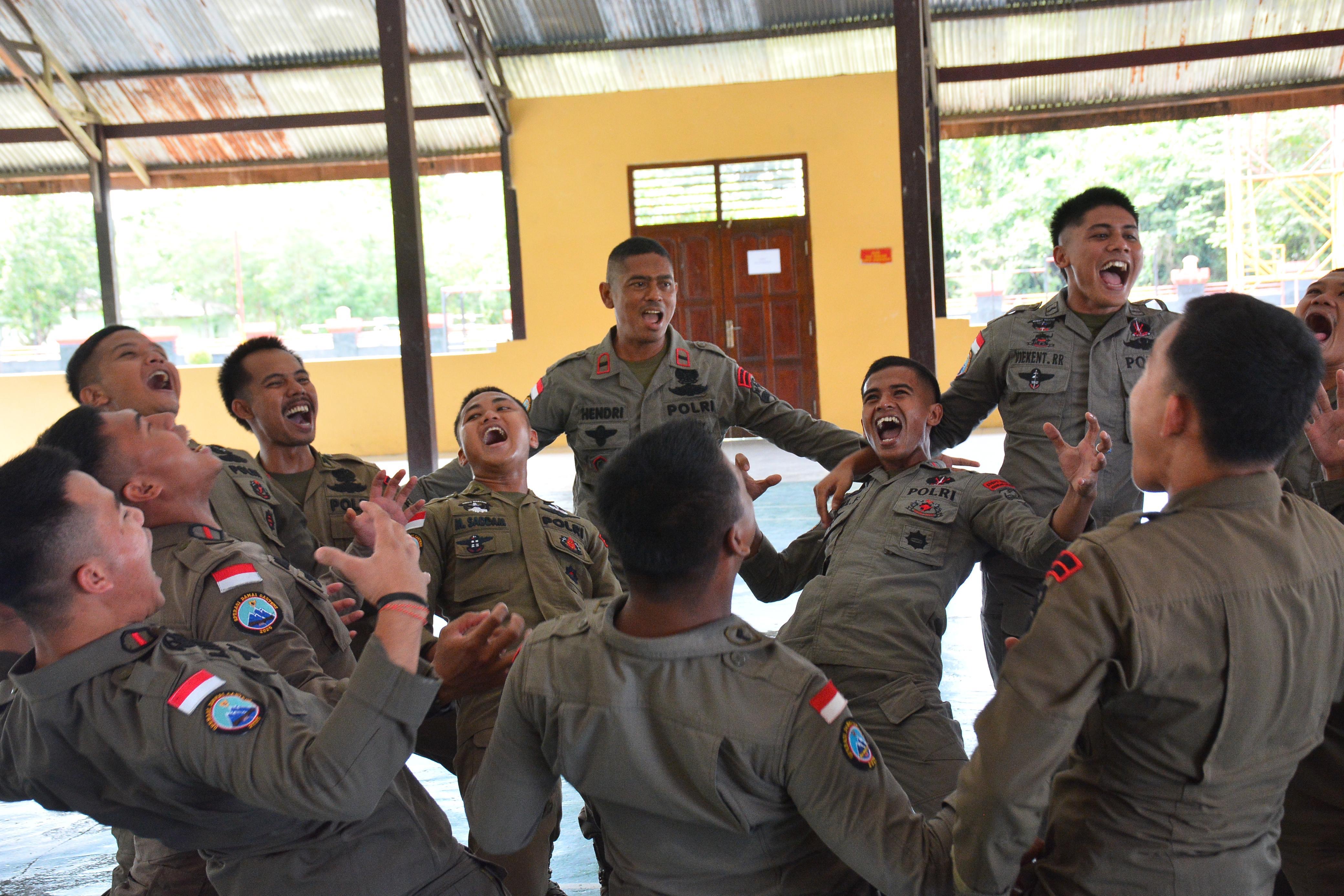 Satgas Bantuan Ops Damai Cartenz-2025 Berikan Dukungan Psikologis bagi Personel di Timika 