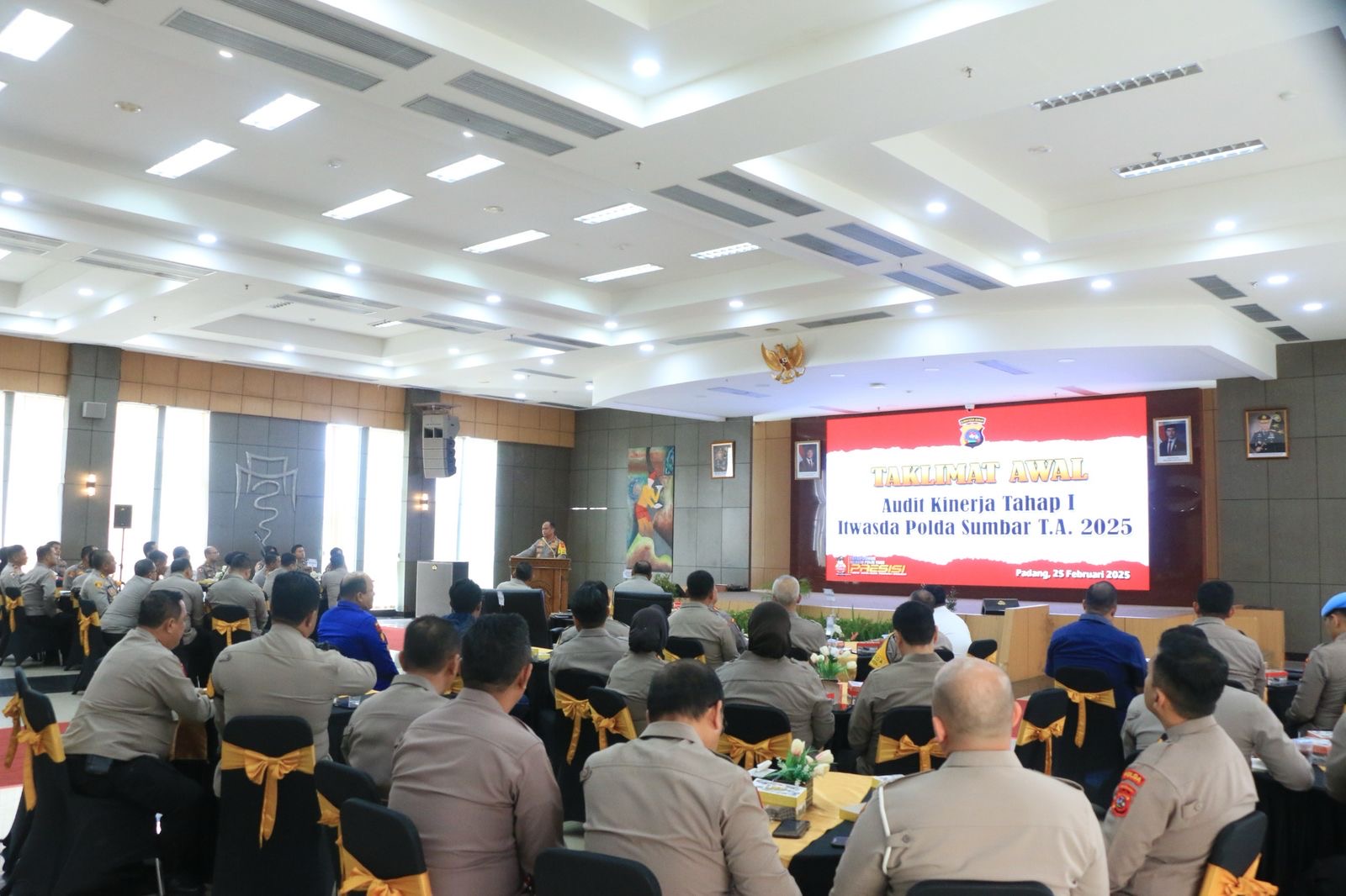 Kapolda Sumbar Buka Taklimat Awal Audit Kinerja Itwasda polda Sumbar Tahap I tahun 2025 